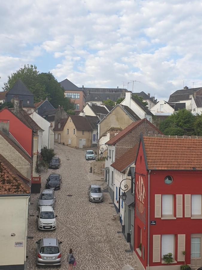 Appartement Proche Des Remparts Et Tous Commerces. Montreuil  Zewnętrze zdjęcie